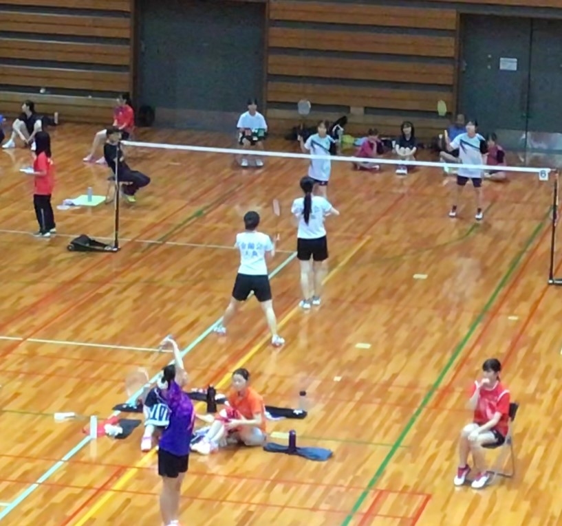 【高校バドミントン部】大阪高等学校総合体育大会ベスト８進出！;