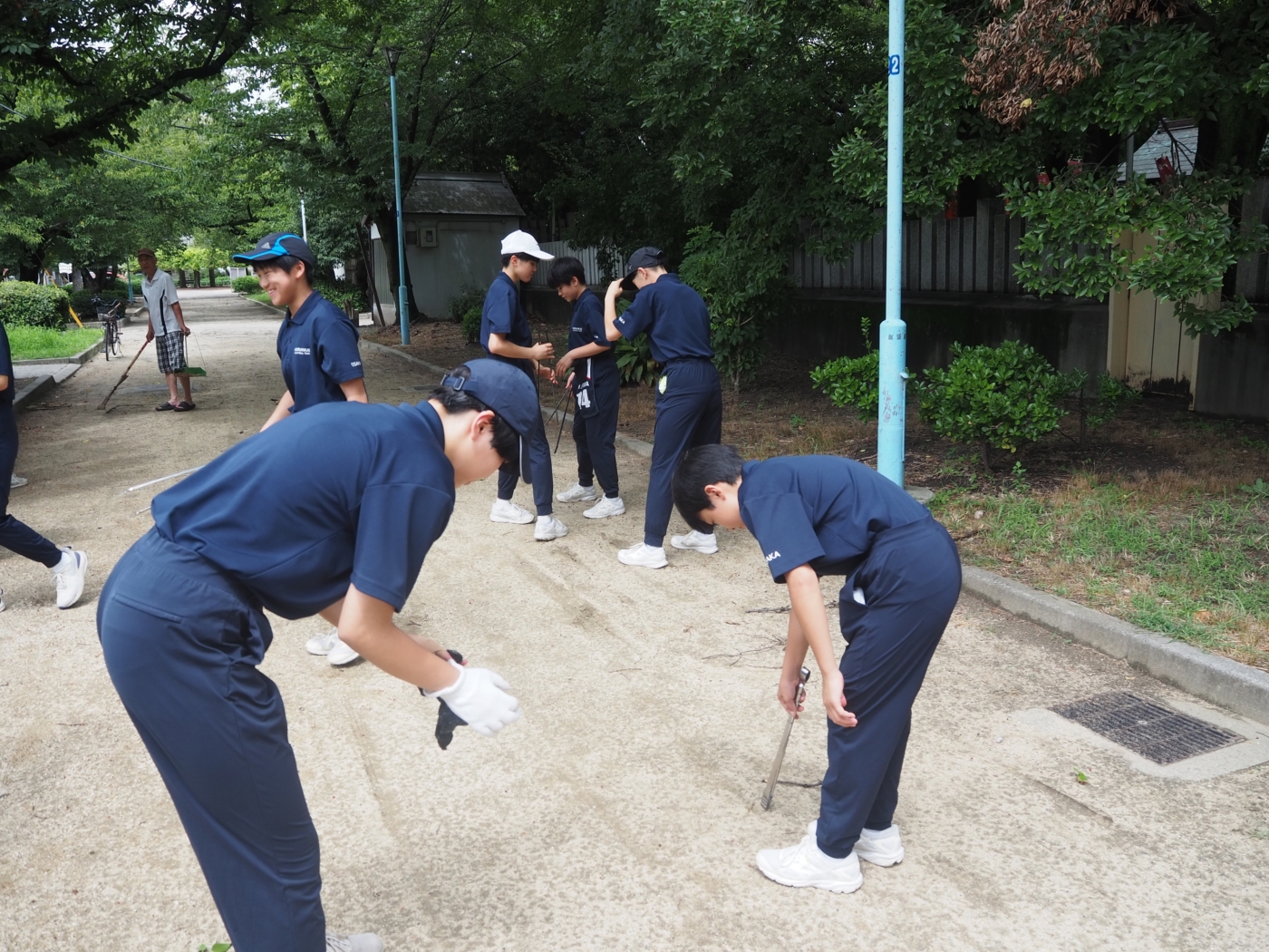 【中学バレーボール部】清掃ボランティア活動;