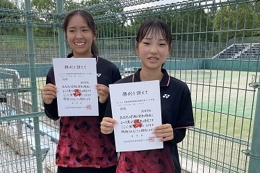 【硬式テニス部】夏休みの大会報告;